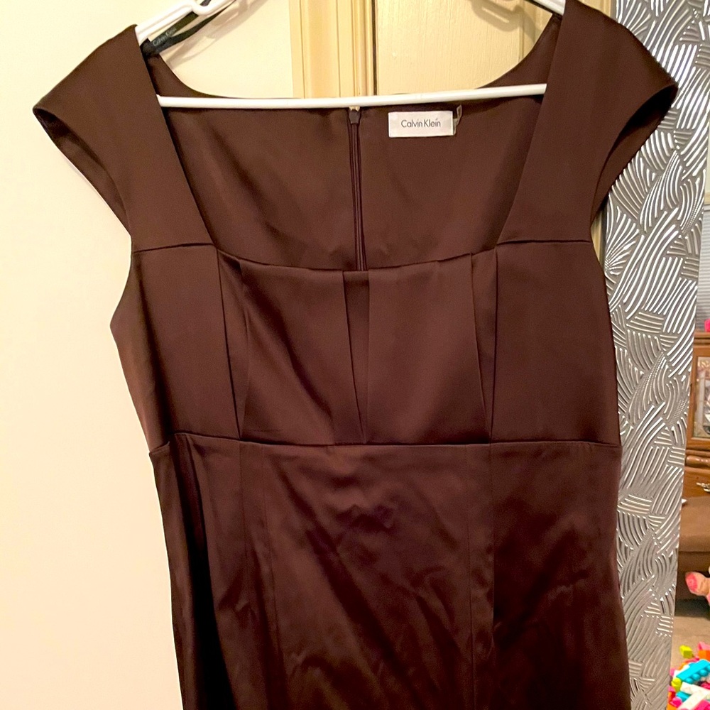 (Never Worn) Size: 12, Brown, Calvin Klein Midi